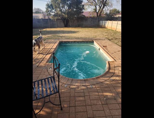 3 BEDROOM FREESTANDING SOLD IN DECLERCQVILLE